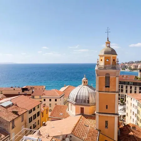 Premium Hyper Centre * Ajaccio (Corsica)