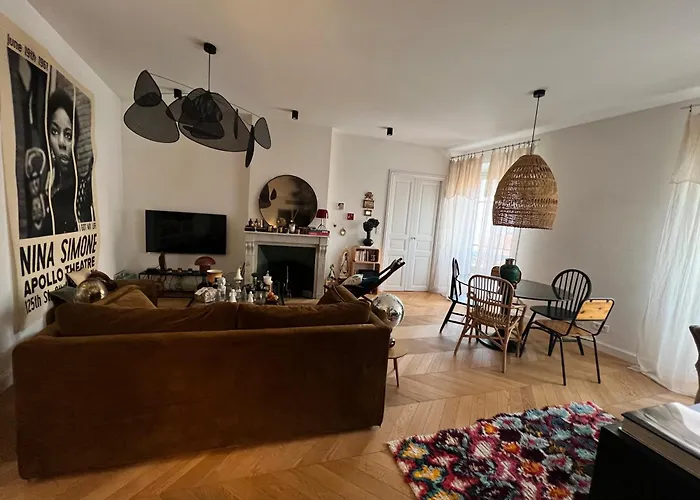 Premium Hyper Centre