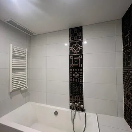 Premium Hyper Centre Apartman